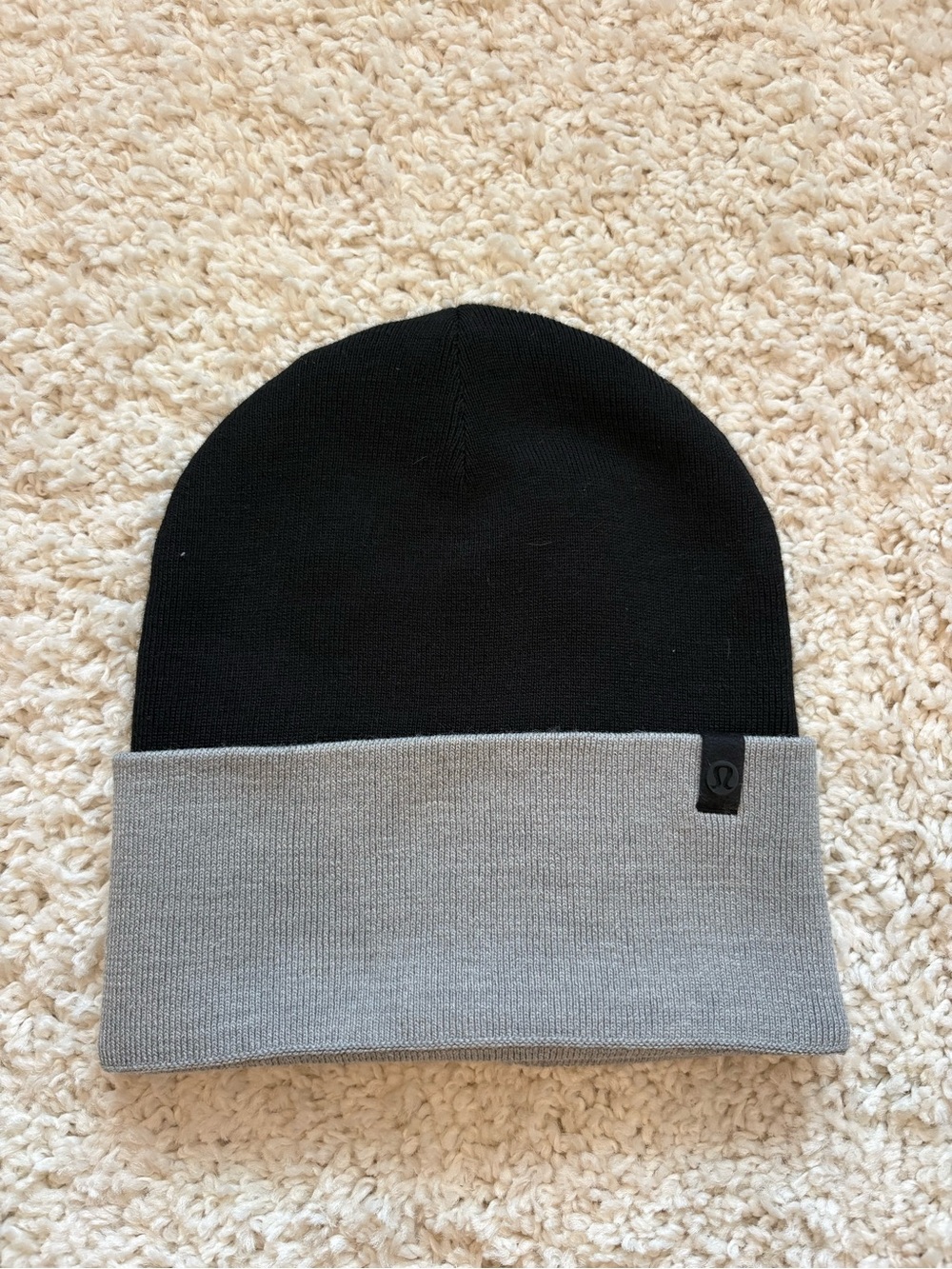 Lululemon Chill Fighter Beanie - Black Gray